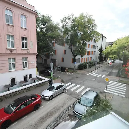 Urban Haven Osadna By Stadium And Center * Bratislava
